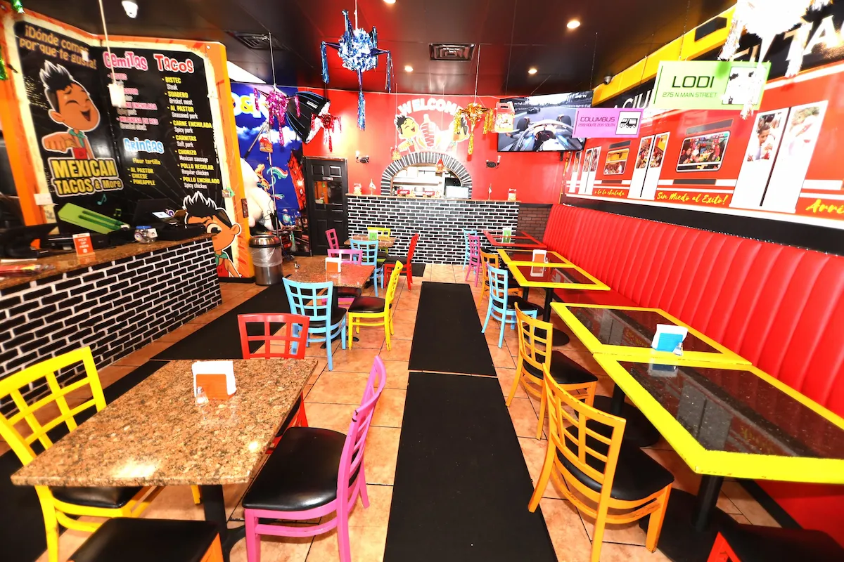 Interior Taqueria D&K Lodi