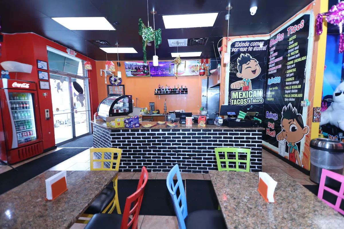 Interior Taqueria D&K Lodi